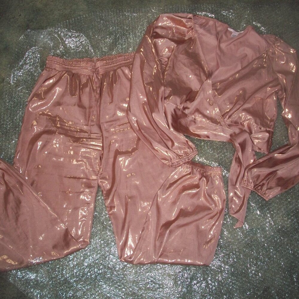 womans VICTORIA'S SECRET 2 pc. lounge set casual pantset. size small/medium